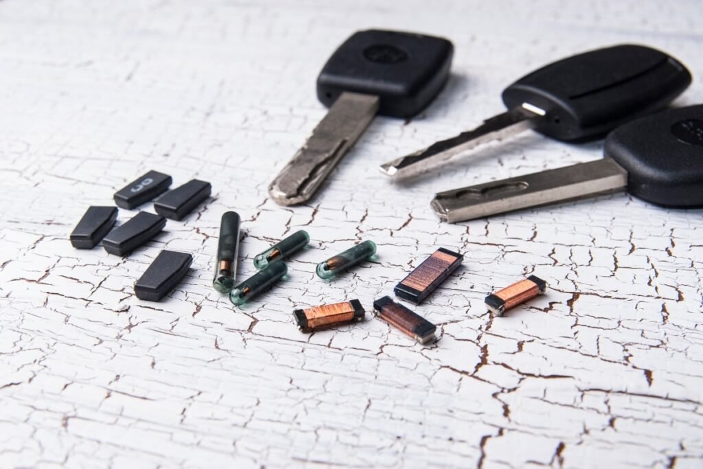 What Is a Transponder Key and How Does It Work